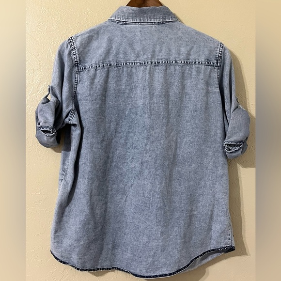 Harley Davidson Denim Chambray Embroidered Shirt size medium - Picture 2 of 3